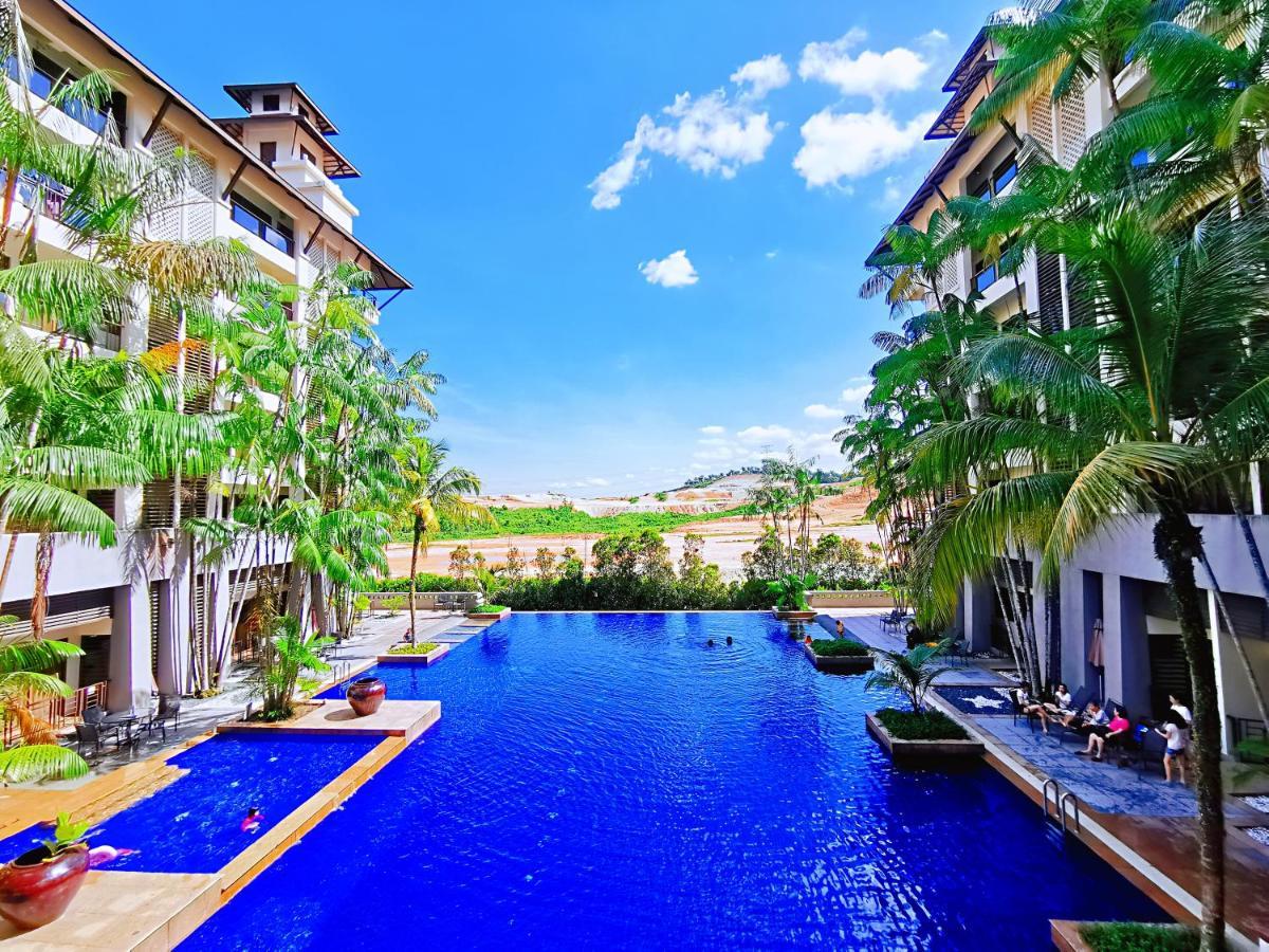 Amazing View - Pulai Springs *